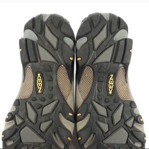 keen targhee waterproof leather hiking boots